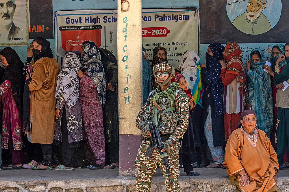 Photo: AP/Dar Yasin