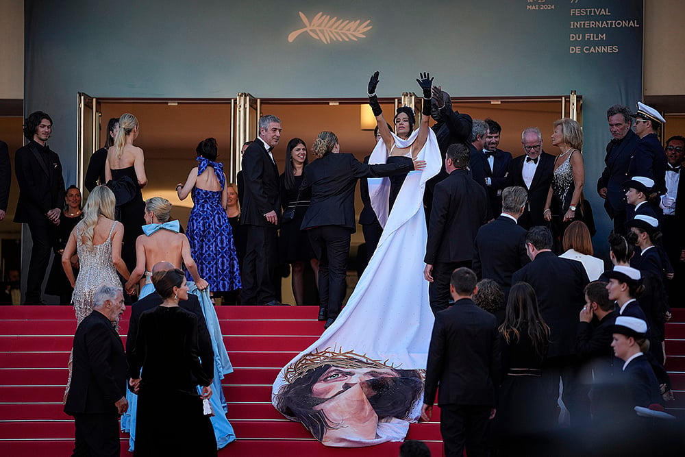 Cannes 2024 The Count of Monte Cristo Red Carpet_photo_9