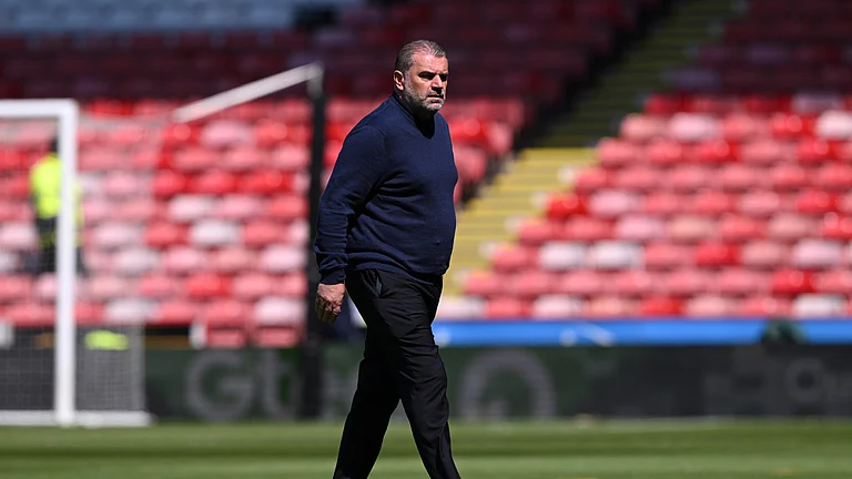 Ange Postecoglou signed off with a victory in Tottenham's final game of the Premier League season - null
