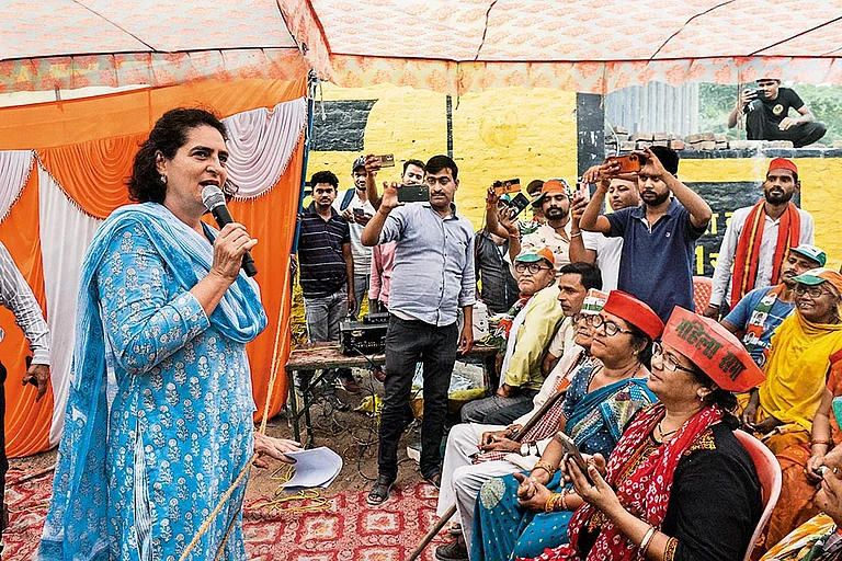 War of Words: Priyanka Gandhi campaigns for Rahul Gandhi, the Congress candidate for Raebareli - Photo: Vikram Sharma