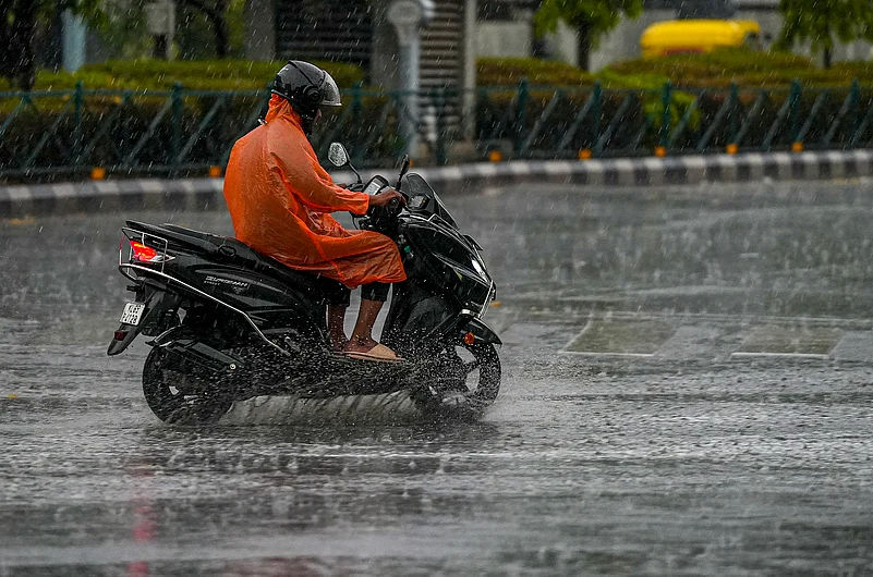 Kolkata rain weather update