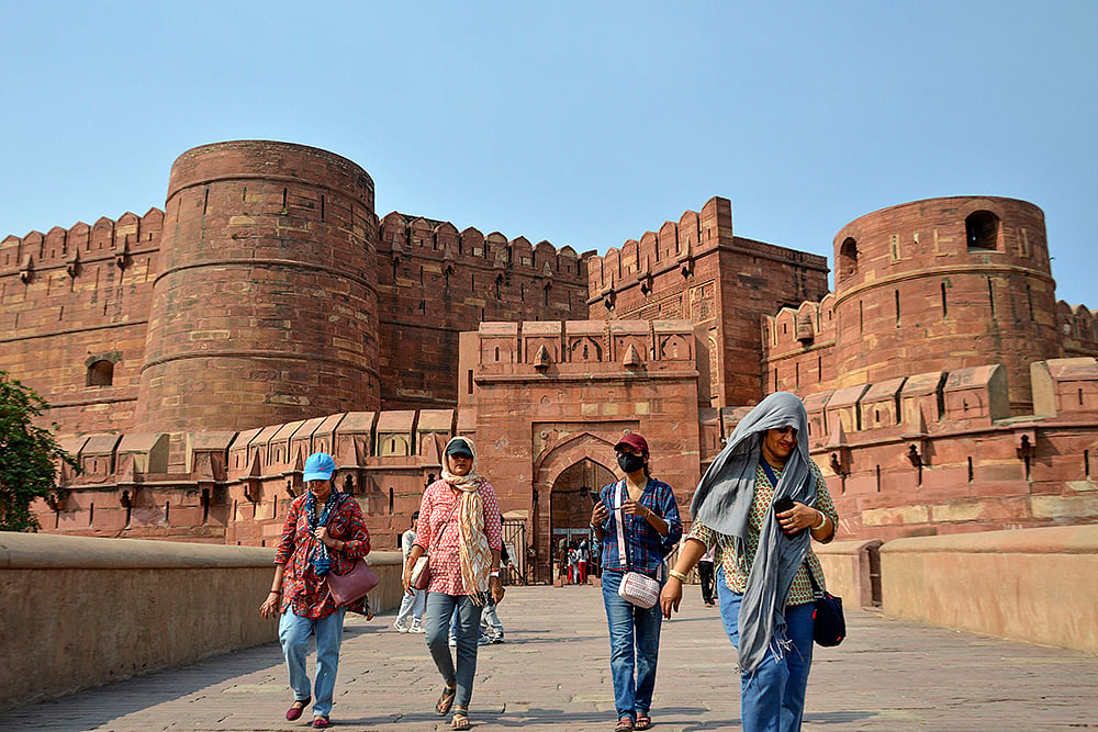 Heatwave in Agra fort