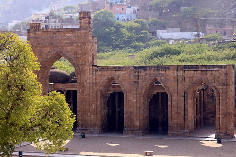 A Deserted view of Adhai-Din Ka Jhonpra mosque - STR/NurPhoto via Getty Images