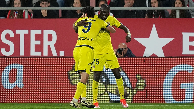 Bertrand Traore celebrates his winner - null