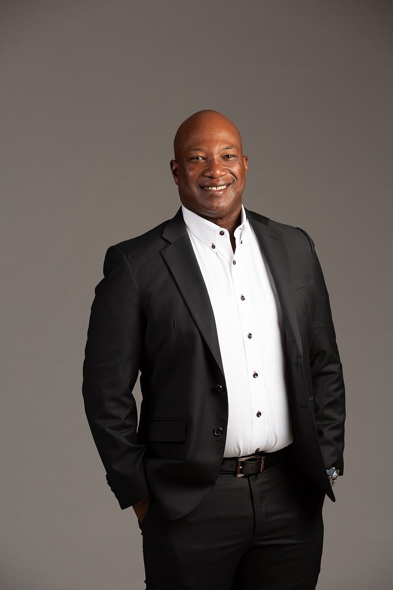 Dr. Ronald Walcott