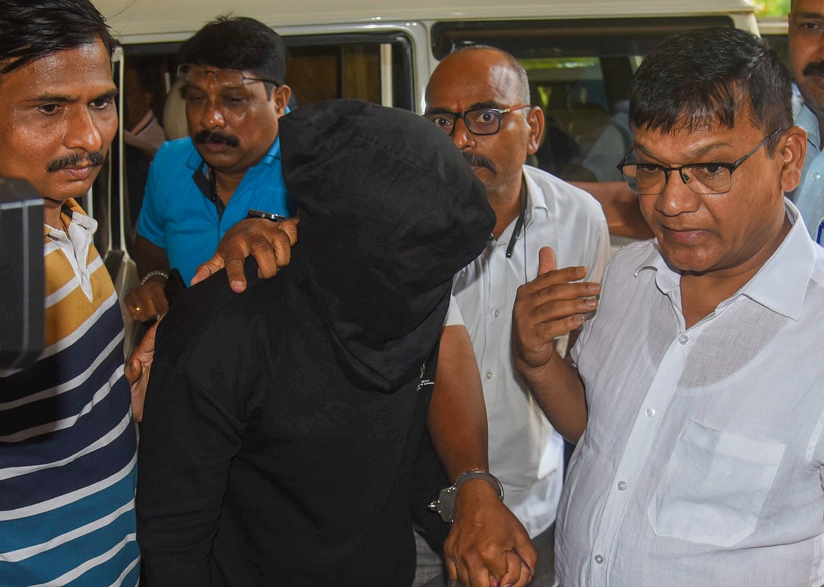 PTI :  
Bhavesh Bhinde sent in police custody