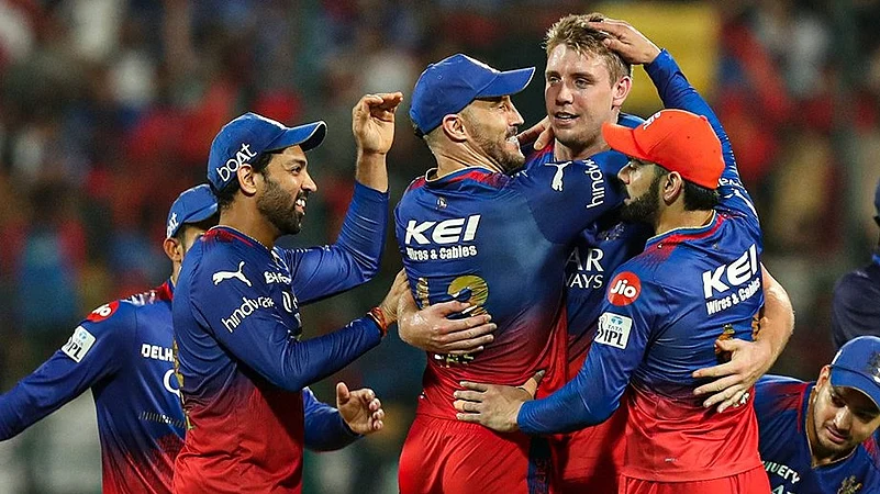 X/@RCBTweets