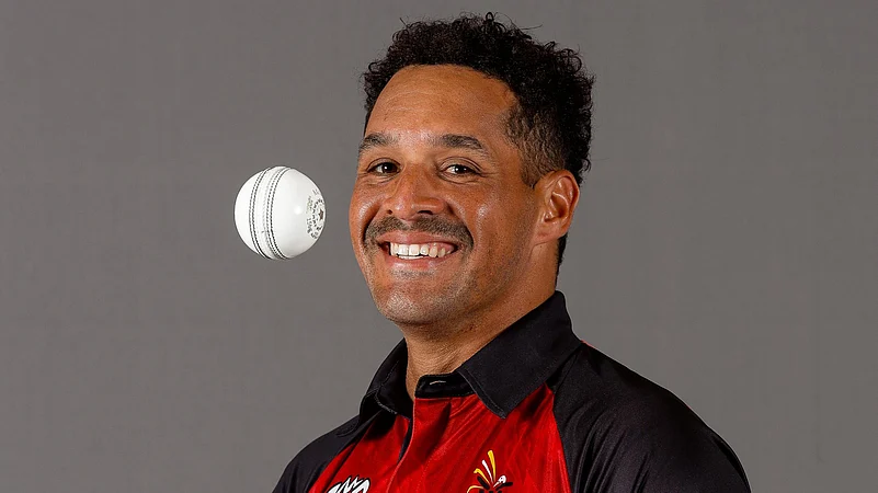 Papua New Guinea team in new kit X @ICC