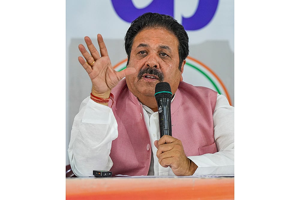 | Photo: PTI/ Nand Kumar : Rajeev Shukla press conference in Lucknow