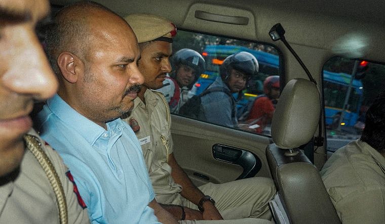 PTI : Kejriwal's close aide Bibhav Kumar | 