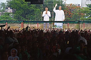 Photo: Sandipan Chatterjee : Massive Crowd: BJP supporters during a rally in Sambalpur, Odisha