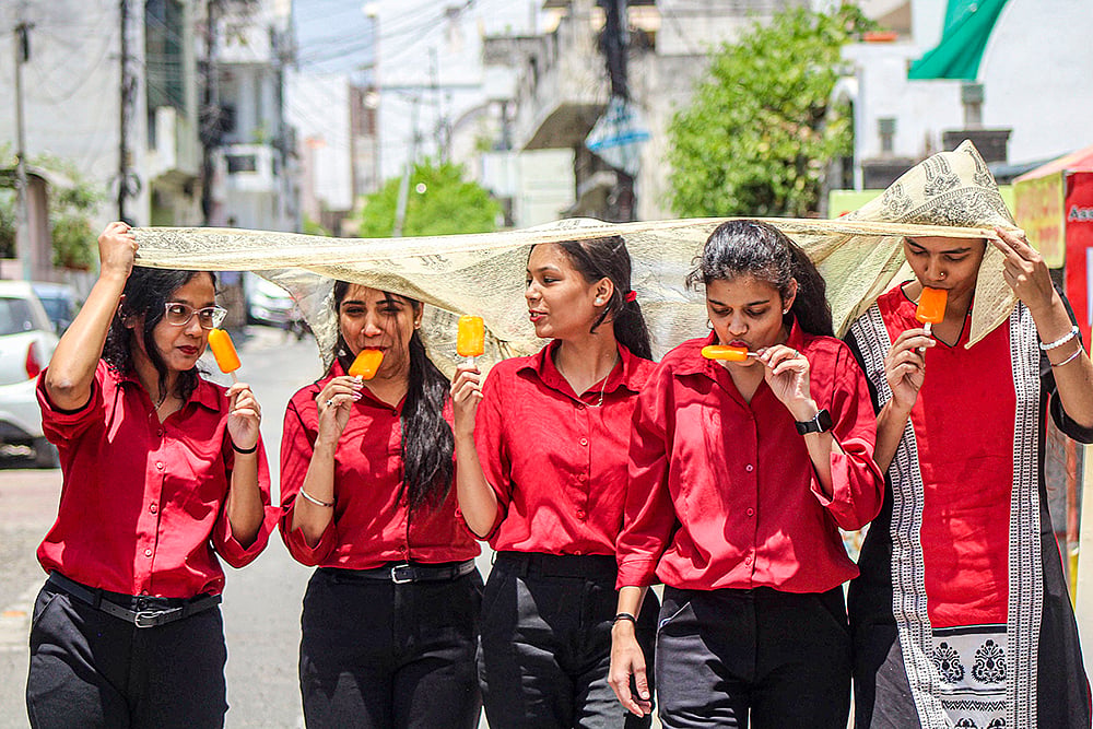 | Photo: PTI : Weather: Hot summer day in Meerut