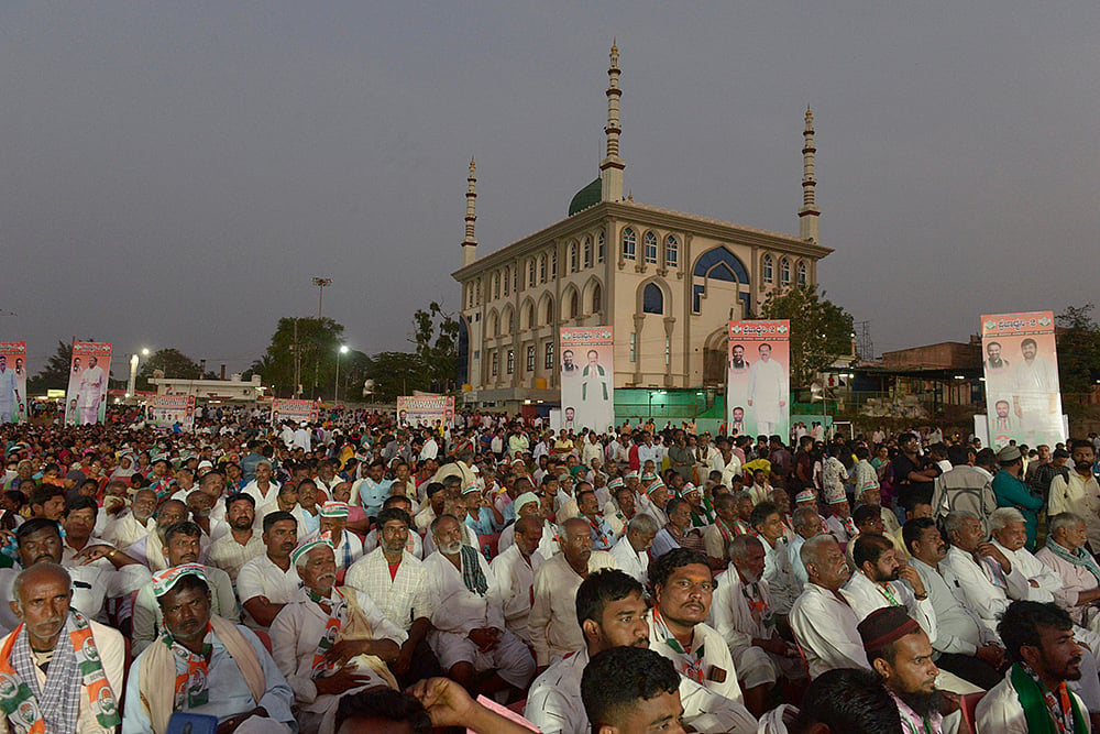 Dargah Fateh Ali Shah