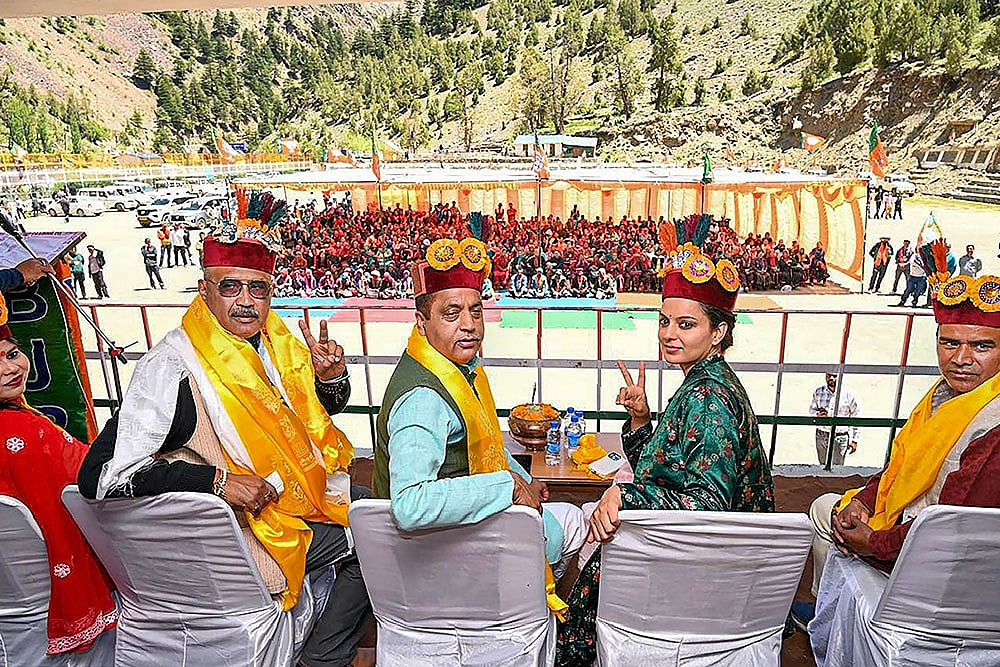 Jairam Thakur with Kangna Ranut