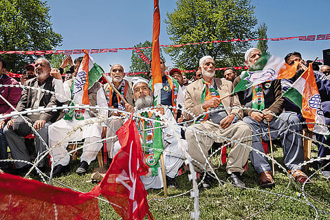 NC and Congress supporters at a campaign rally in Baramulla