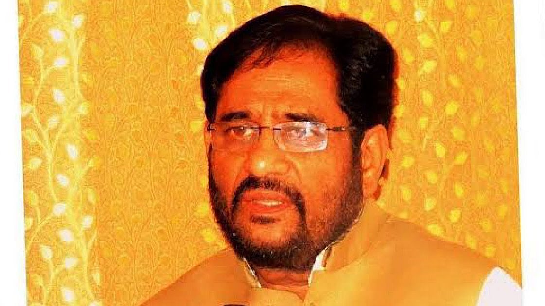 X/@airnewsalerts :  Atul Kumar Anjaan passed away on Friday at the age of 69