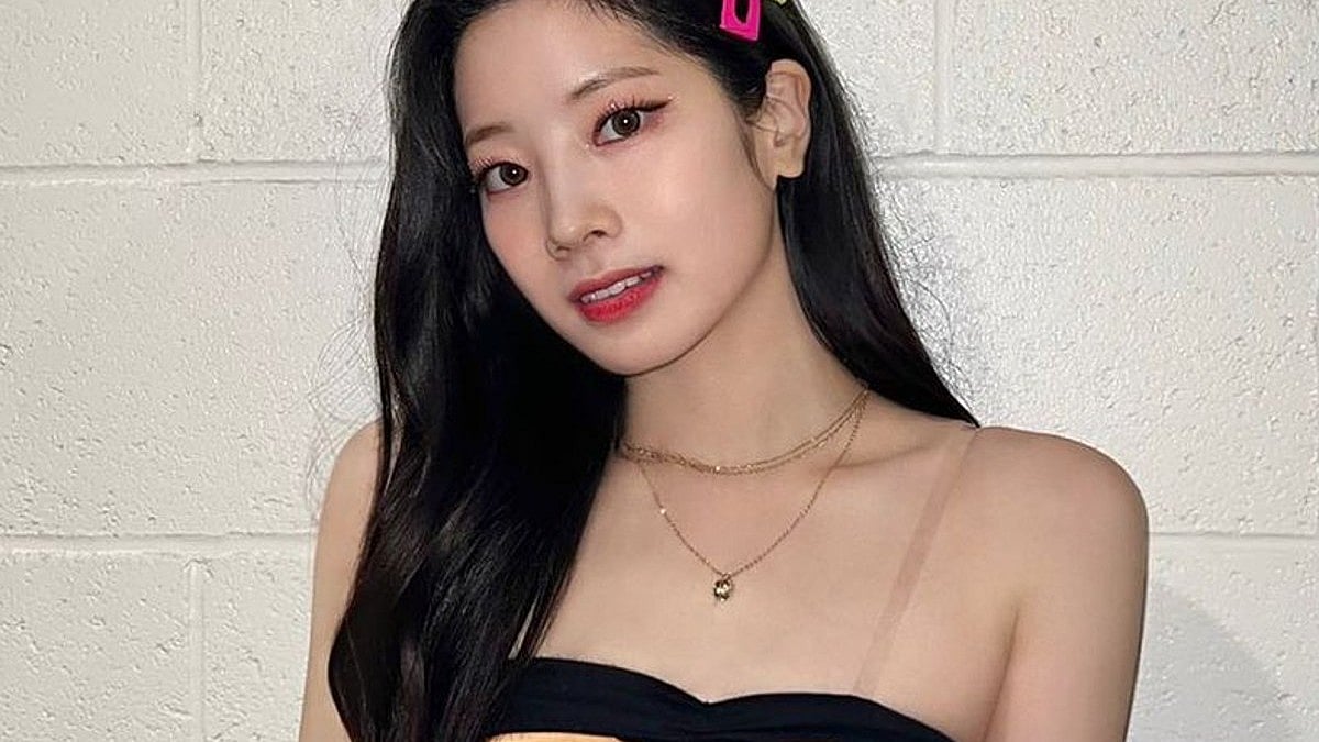 X : TWICE's Dahyun