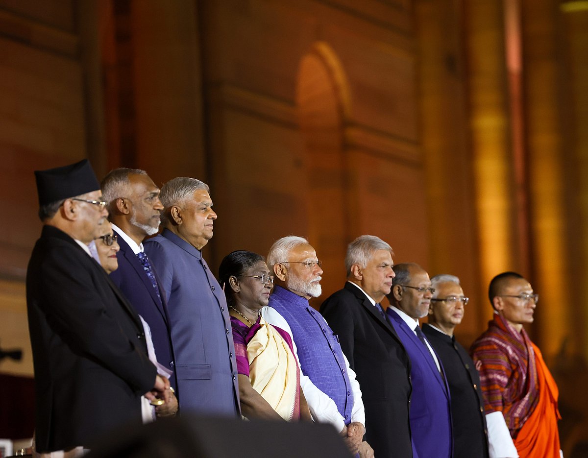 PTI : President Droupadi Murmu, Vice President Jagdeep Dhankhar, Prime Minister Narendra Modi, Prime Minister of Mauritius Pravind Kumar Jugnauth, Prime Minister of Nepal Pushpa Kamal Dahal, Bangladesh's Prime Minister Sheikh Hasina, President of Sri Lanka Ranil Wickremesinghe, Maldives President Mohammad Muizzu, Prime Minister of Bhutan Tshering Tobgay during the swearing-in ceremony of new Union government, at Rashtrapati Bhavan in New Delhi, Sunday