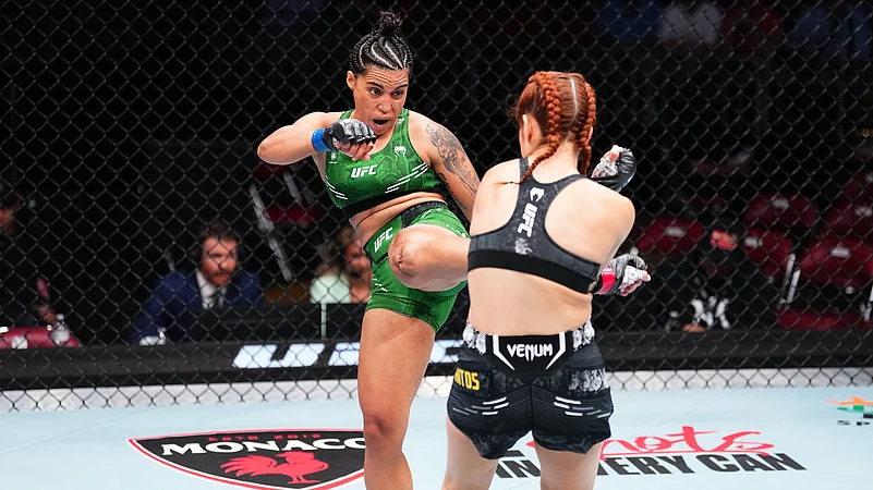 Puja Tomar, Ultimate Fighting Championship, X Photo