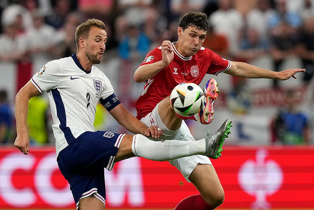 Euro 2024 Soccer Denmark England photos_4