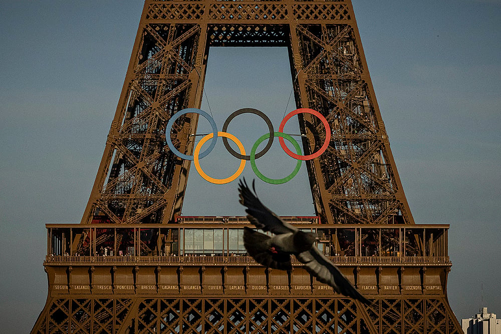 2024 Paris Olympic Rings On Eiffel Tower photo_7