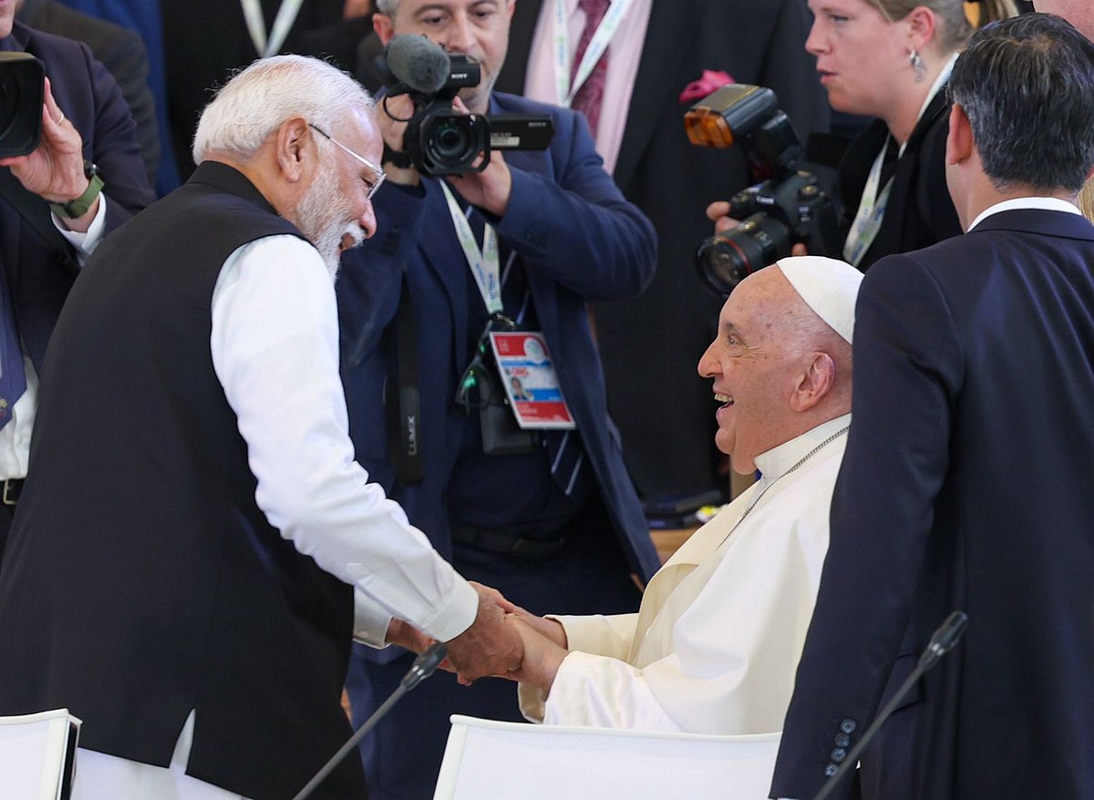 PTI : PM Modi meeting with Pope Francis at the 2024 G7 Summit in Italy. 