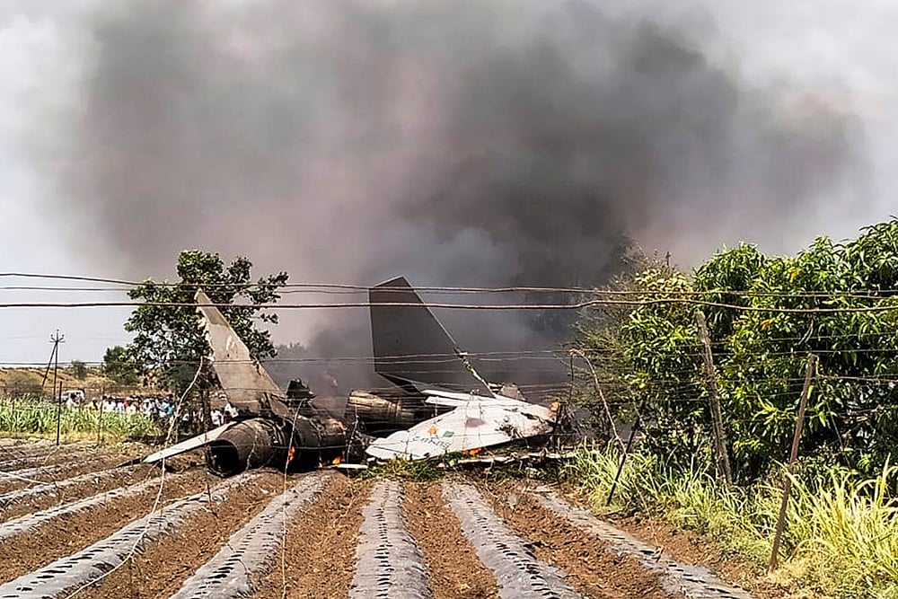 IAFs Sukhoi fighter Plane crashed in Pune