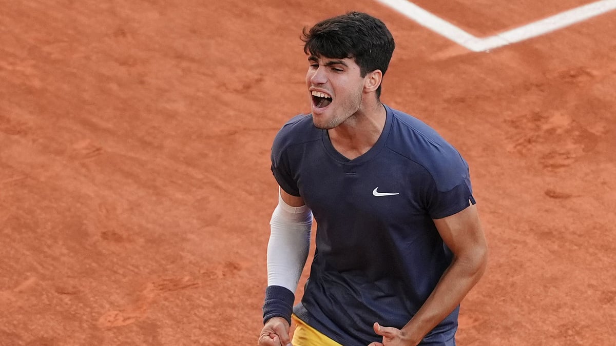 Carlos Alcaraz downed Alexander Zverev in Paris. - null