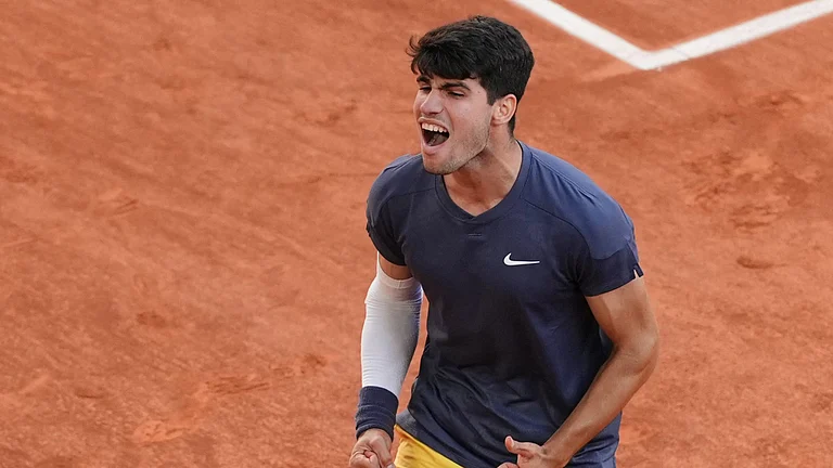 Carlos Alcaraz downed Alexander Zverev in Paris. - null