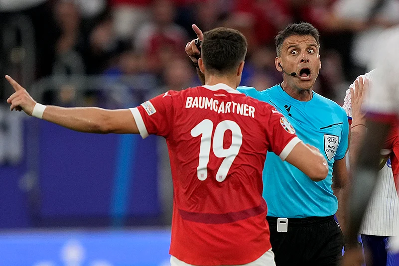 Euro 2024 Soccer Austria France Photos_5