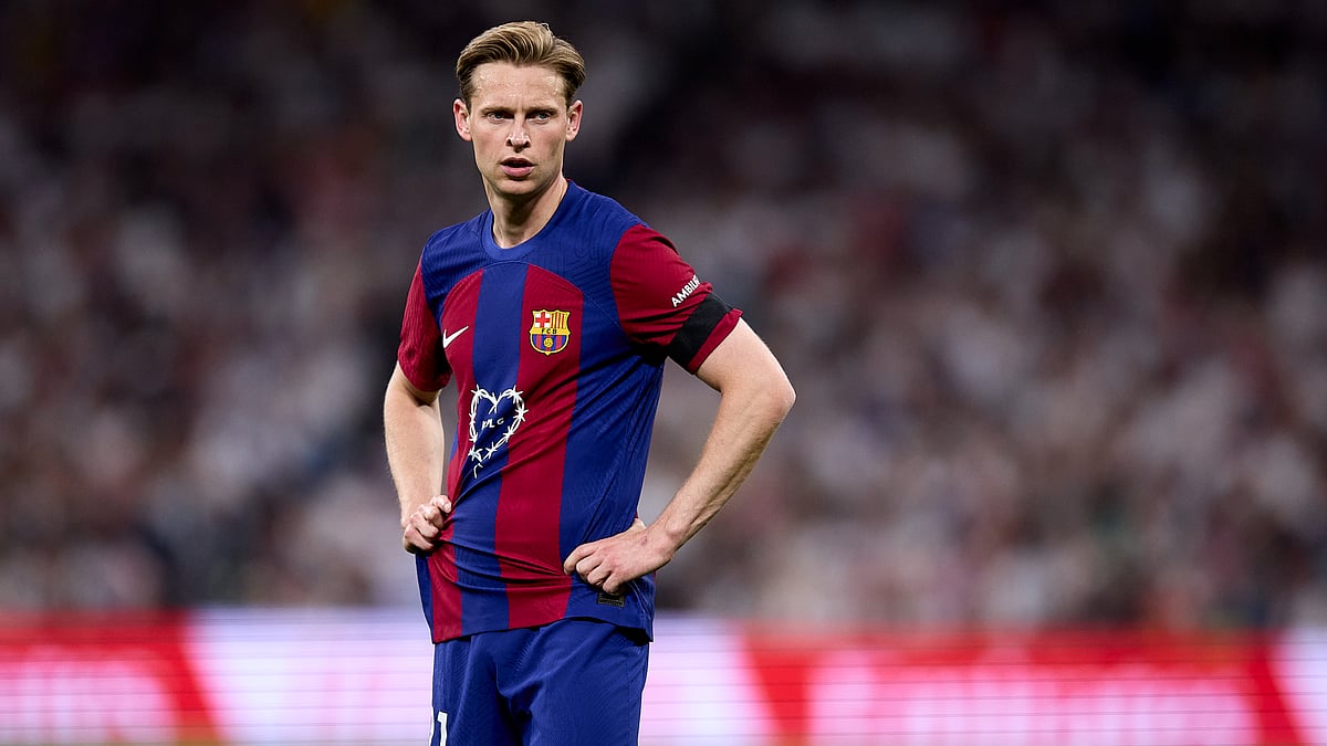 Frenkie de Jong's last outing came in El Clasico on April 21. - null