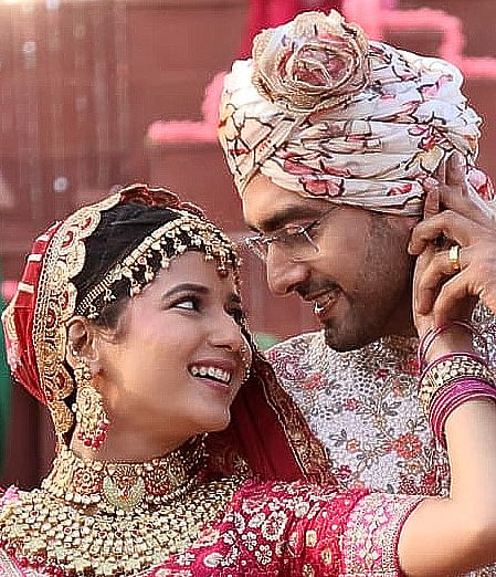 Instagram : Rohit Purohit & Samridhii Shukla
