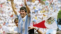 Diego Maradona won the golden ball in the 1986 football World Cup. - Photo: X/ @the18soccer
