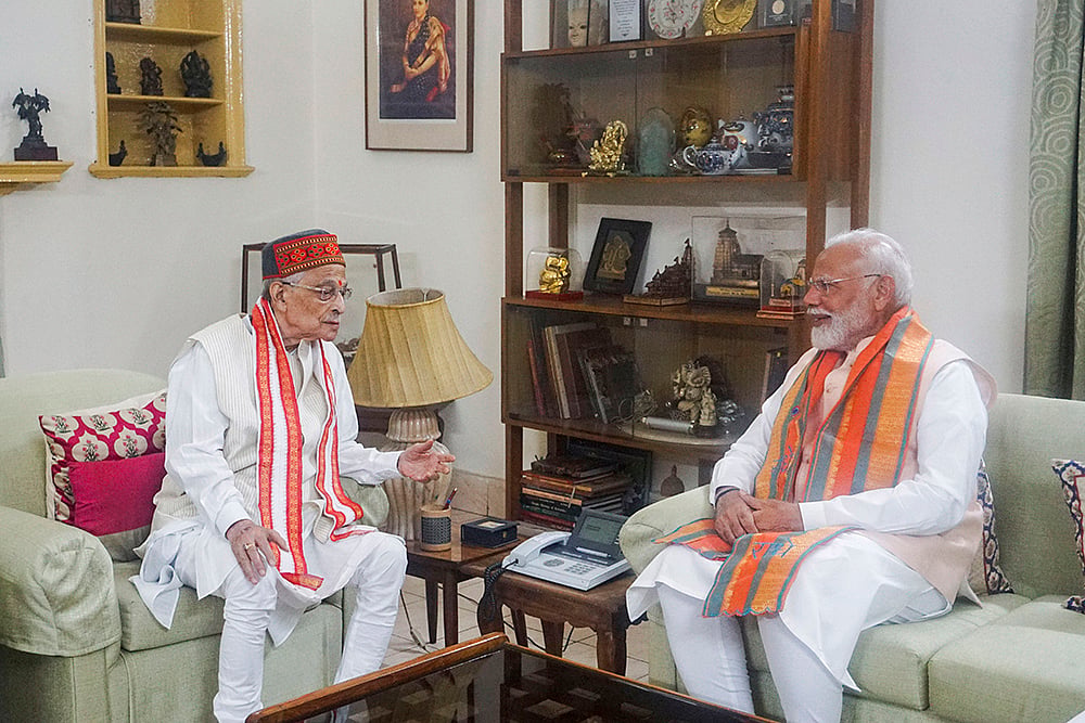 Narendra Modi with Murli Manohar Joshi