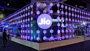 Indians Likely To Spend Additional Rs 47,500 Crore After Recent Tariff Hikes By Telecom Giants: Report