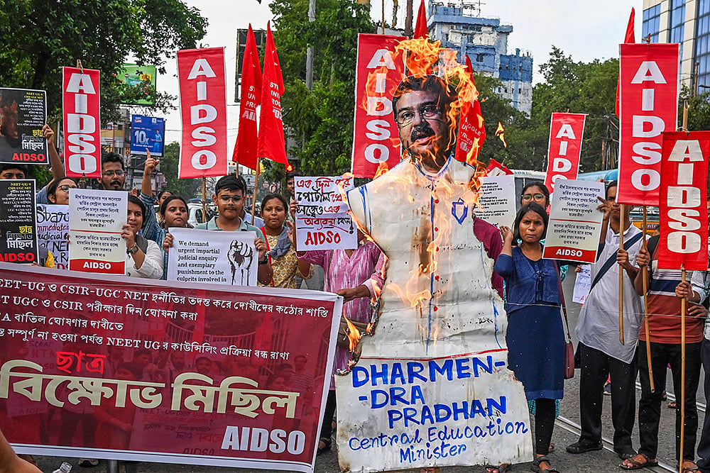 AIDSO protest over NEET-UG results