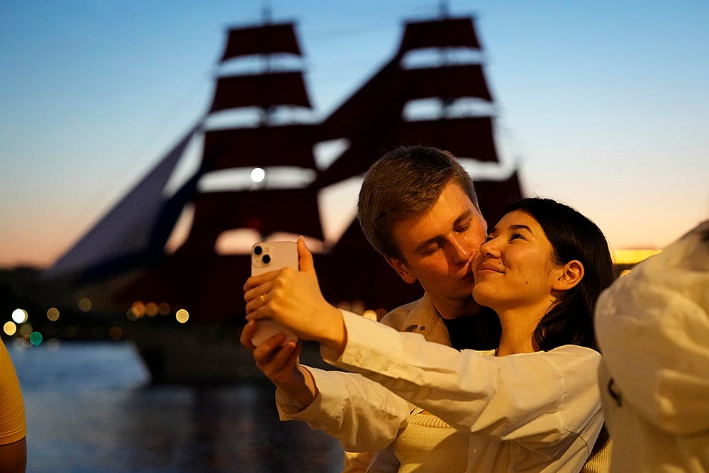 Russia Scarlet Sails Photos_6