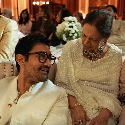 Aamir Khan And Zeenat Hussain