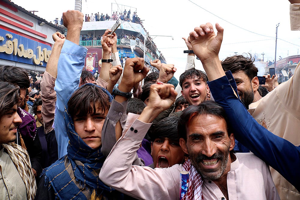 Afghanistan Cricket Fans celebration photo_4