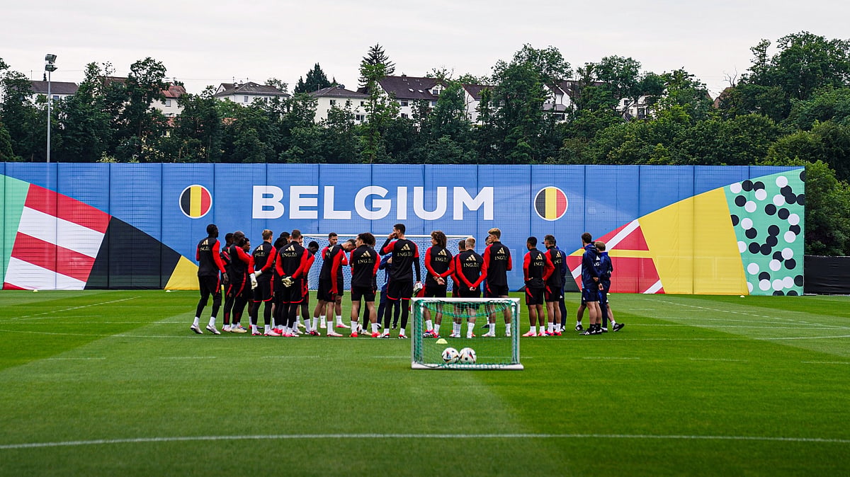 Photo: X/ @BelRedDevils : Belgium national football team during a practice session in Germany