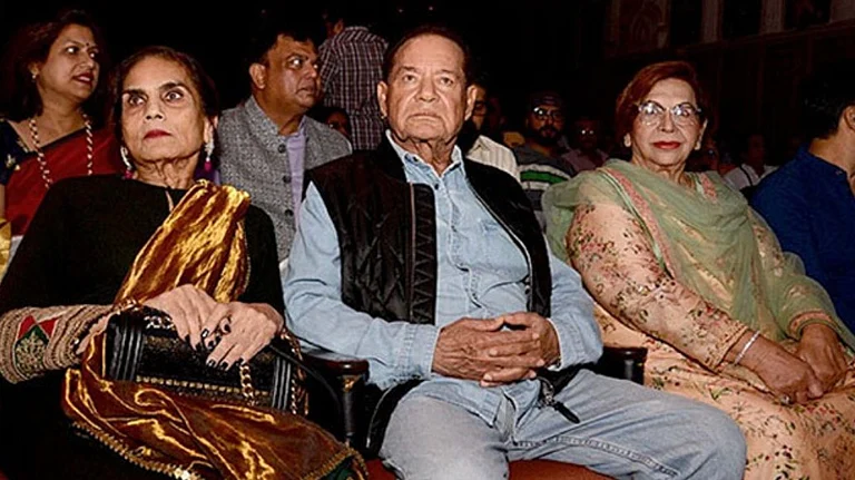 Salim Khan with Salma Khan and Helen - null