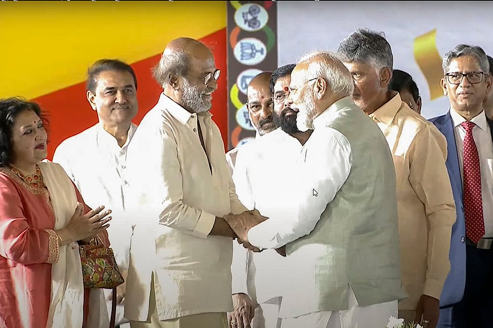 Swearing-in ceremony of Andhra CM Chandrababu Naidu Photos_7