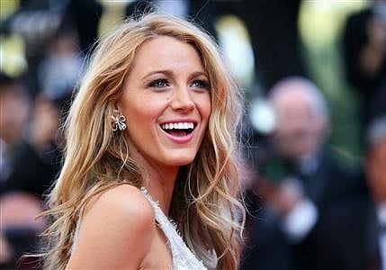 X : Blake Lively