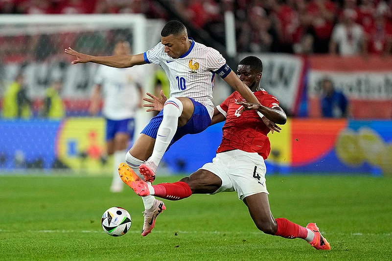 Euro 2024 Soccer Austria France Photos_10
