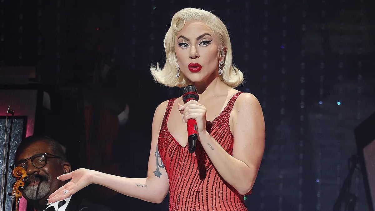 Facebook : Lady Gaga
