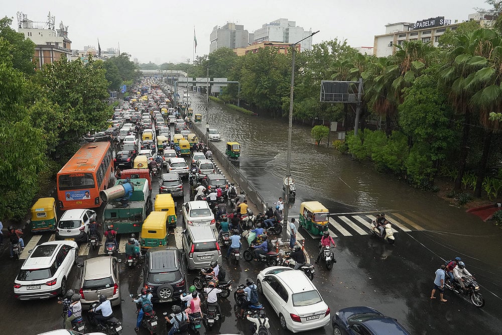 Aftermath Heavy Rains in Delhi photo_13