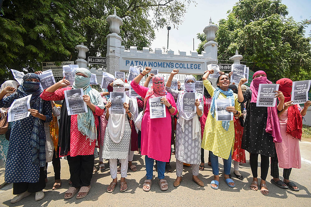 Patna Womens College students protest