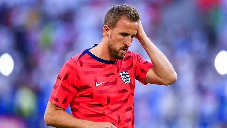 England captain Harry Kane - null