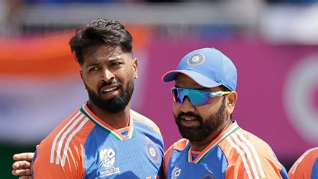 AP/Adam Hunger : India captain Rohit Sharma (R) with vice captain Hardik Pandya