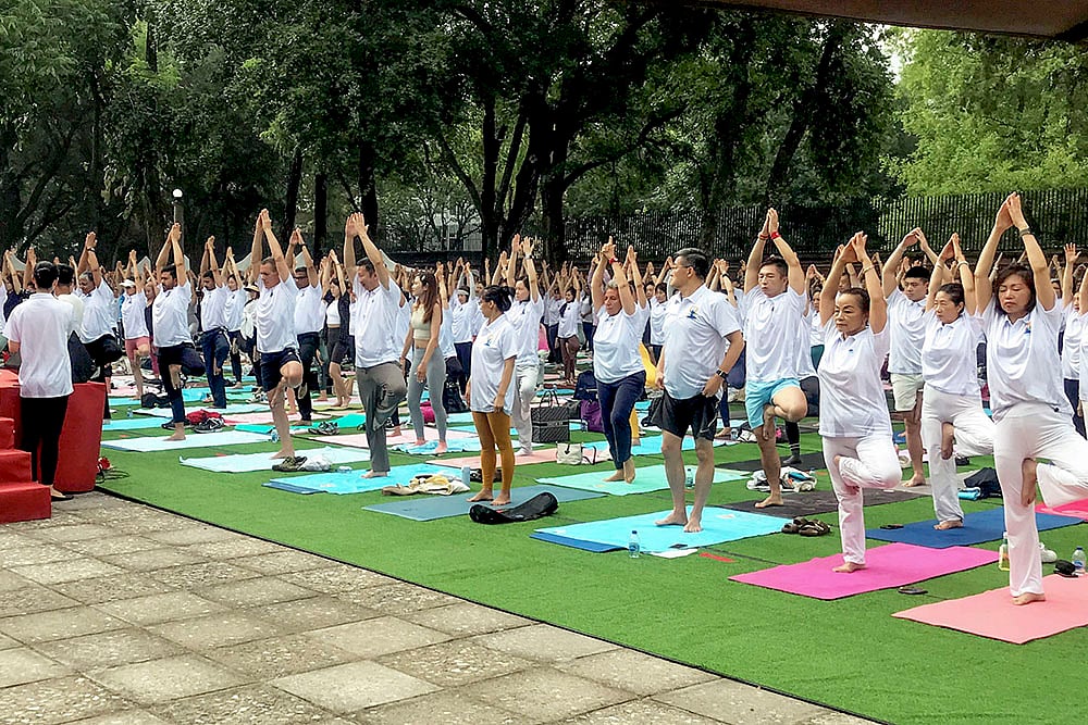 Yoga day: Chinese Yoga enthusiasts in Beijing